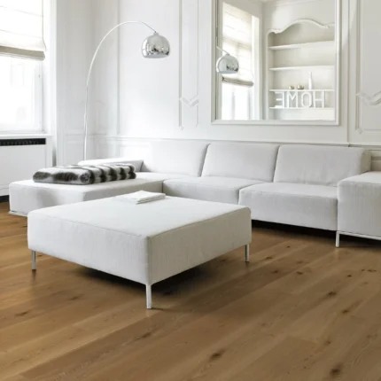 brezbarvno mat lakiran